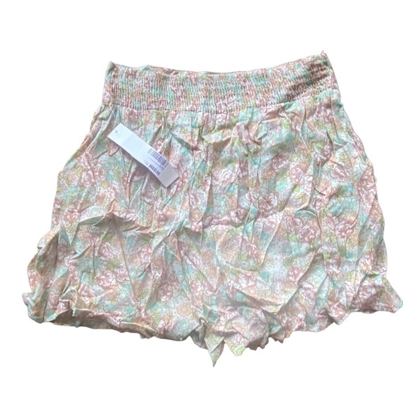NWT AQUA Grove Floral Print Mini High-Waist Shorts - Picture 4 of 6